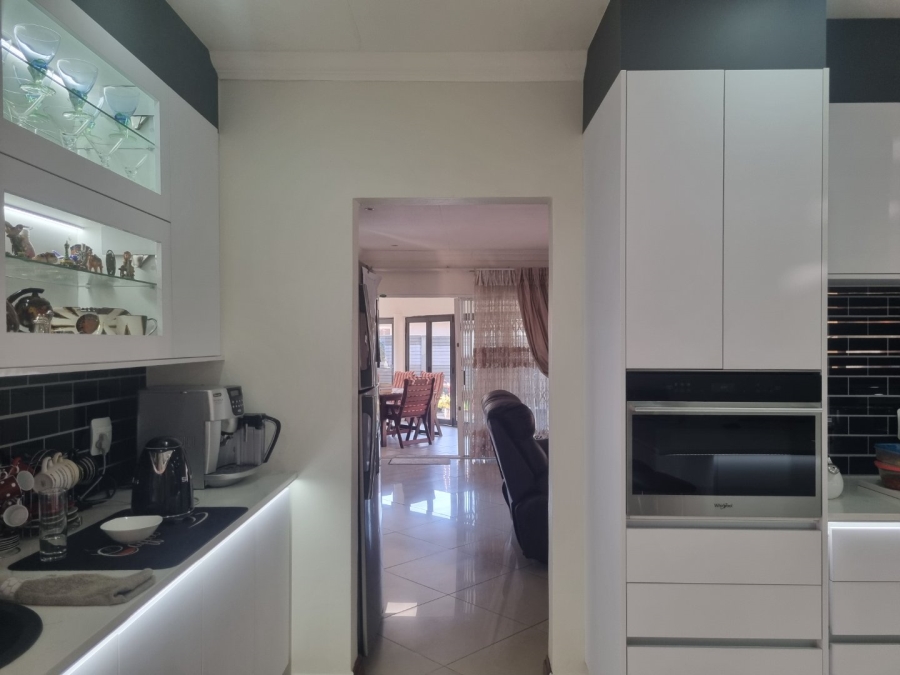 4 Bedroom Property for Sale in Vaalpark Free State